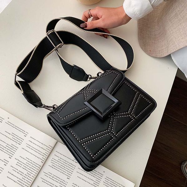 

small pu leather rivet shoulder bag bags for women 2019 lady fashion shoulder bag travel bags for women delivery