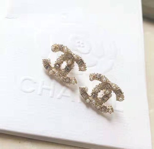 

s925 silver needle lady stud fashionable and elegant european and american stud stud wholesale, White