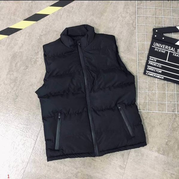 

luxury mens vest jacket brand parkas down coat designer mens hoodie luminous waterproof brand windbreaker luxury hoodie jacket thick #1#, Black;white