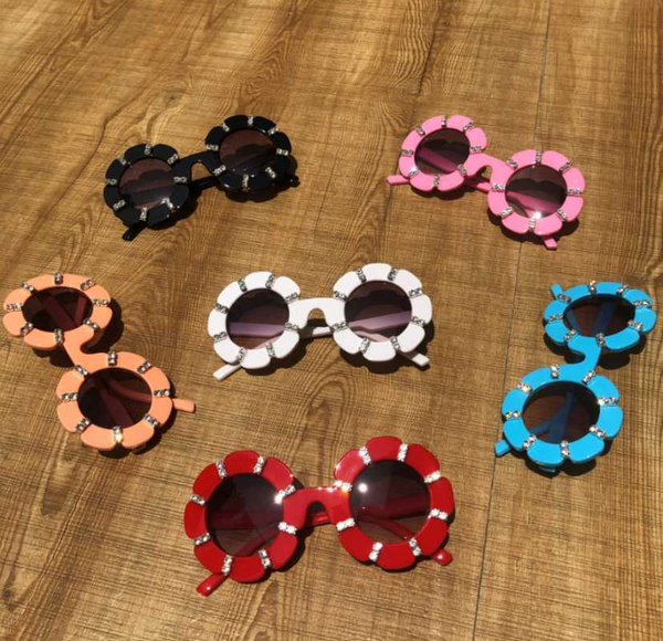 

sunglasses zaolihu 2021 design baby 6 colors crystal handmade kids eyewear unique summer sun glasses bling eyeglass, White;black