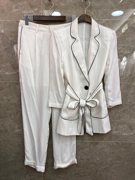 

2020 early spring new women's white trim lapel lace-up waist hugging trousers silk satin suit 326
