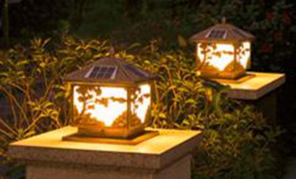 2019 Waterproof Solar Energy Retro Household Column Light