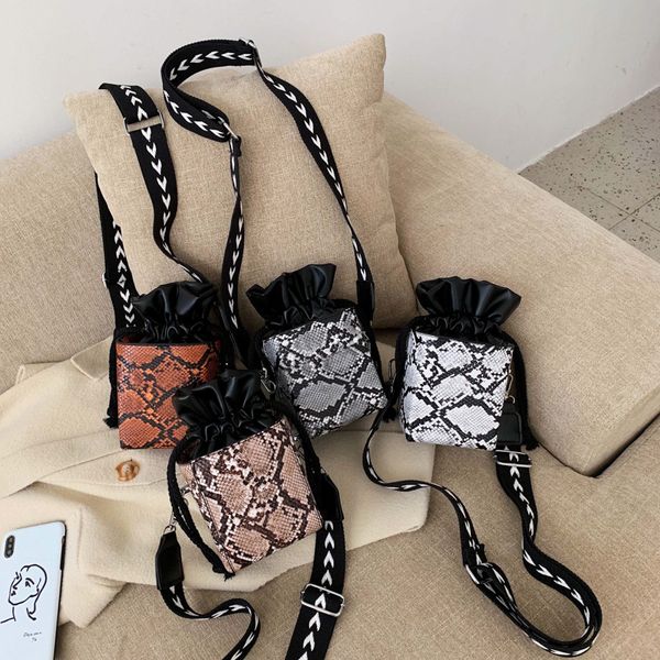 

fashion new serpentine bucket bags for women 2019 crossbody messenger bags lady travel purses and handbags female shoulder bag