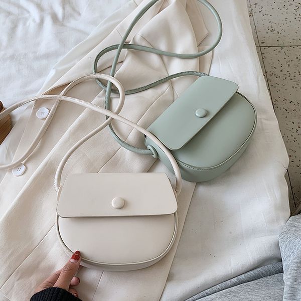 

2020 new korean version of the wild one-shoulder messenger bag fashion saddle bag small shoulder flip handbag