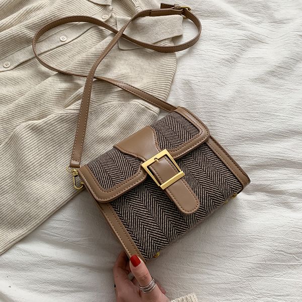 

2020 new shoulder bag messenger bag female korean fashion wild small square