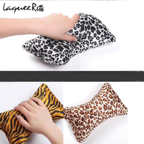 

1pcs nail tools professional small soft nail art hand rest pillow pillow cushion holder for art beauty salon, Silver
