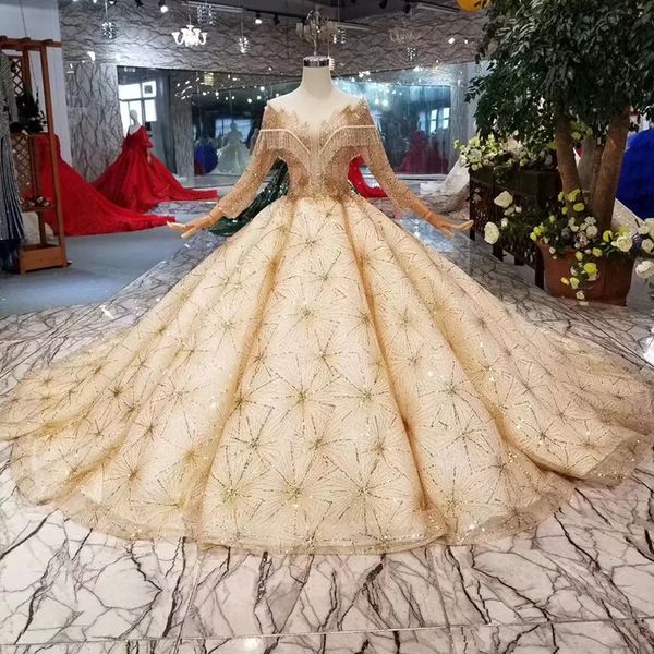 

золое кѬђжева вадебное плае о-обѬазнм вѬезом  длиннми Ѭђкавами вадебн, White