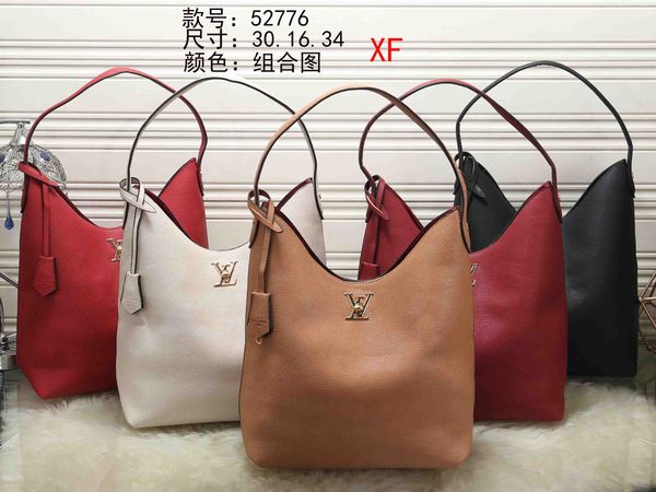 

2019 new handbag fashion wild art simple korean version of the shoulder bag multi-layer leisure bag