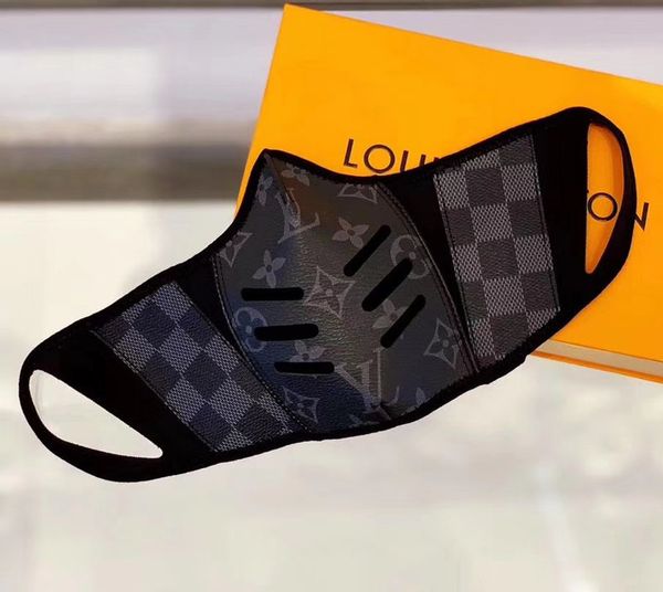 

cool fashion paris show luxury designer face masks living anti-dust masks pure cotton cloth+leather printing daily mask with box