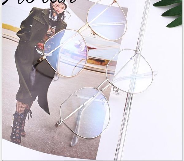 

new retro metal flat mirror female polygon glasses frame anti-blue light glasses kick with myopia glasses, White;black