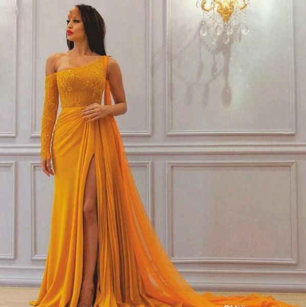 

2019 yellow muslim evening dresses a-line one shoulder long sleeves lace chiffon saudi arabic dubai formal party gown robe de soiree, Black;red