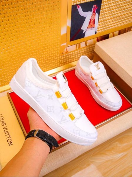 

new men's luxury casual shoes fashion brand autumn and winter design men's shoes classic retro pattern lazy shoes no straps, Black