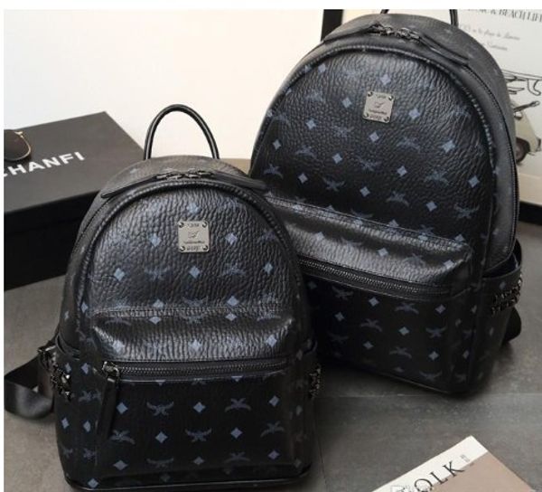 

2020 leather 2 size men women's backpack famous bags designer lady backpacks bags women men back pack