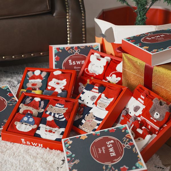 

winter cartoon cute three-dimensional christmas socks four pairs of gift box socks full tube female, Black;white