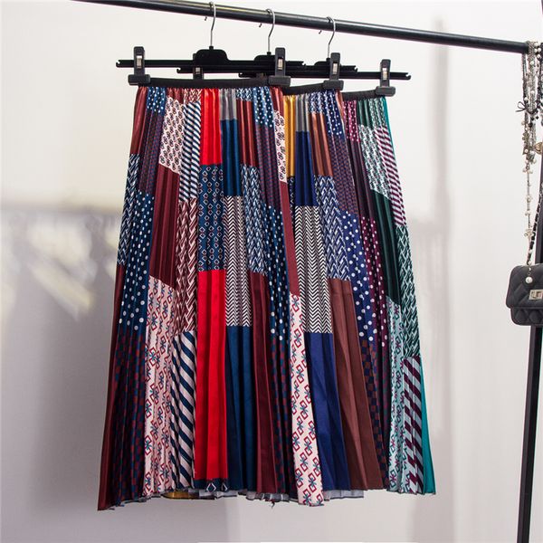 

holiday national wind collision printed organ pleated half-length skirt ing, Black