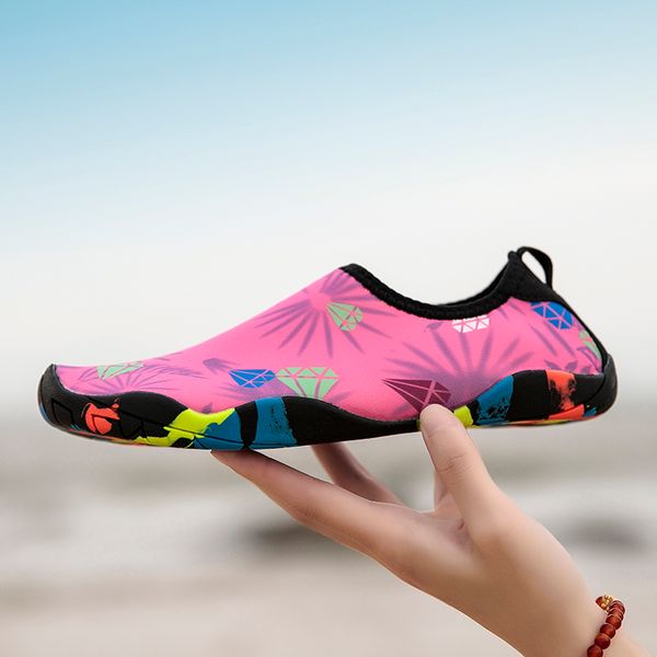 

outdoor lovers beach summer outdoor shoes woman trekking upstream shoes men walking water quick drying sneaker shoes
