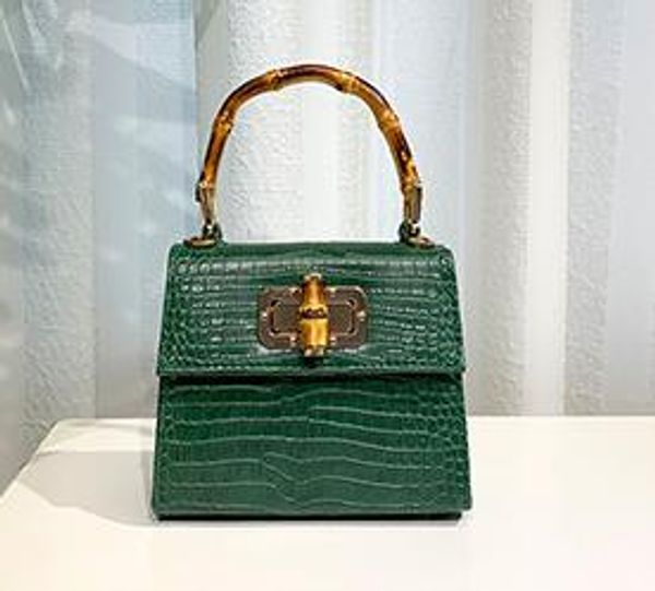 

2020 new designer small square bag luxury handmade bag crocodile pattern ostrich slub hand shoulder diagonal bag selling