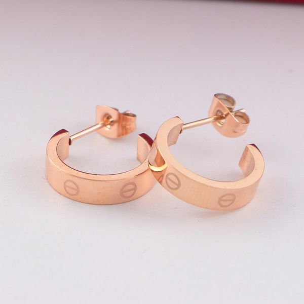 

new earring woman brand cute retro geometric heart love heart heart pearl earrings jewelry female gift for women stud big 18k gold, Golden;silver