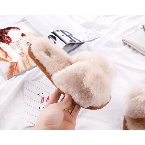 

2020 new luxury fluff yeah slide flat sandal women pantoufle designer sandals winter furry mirabelle slippers indoor ourdoor casual boots567, Black