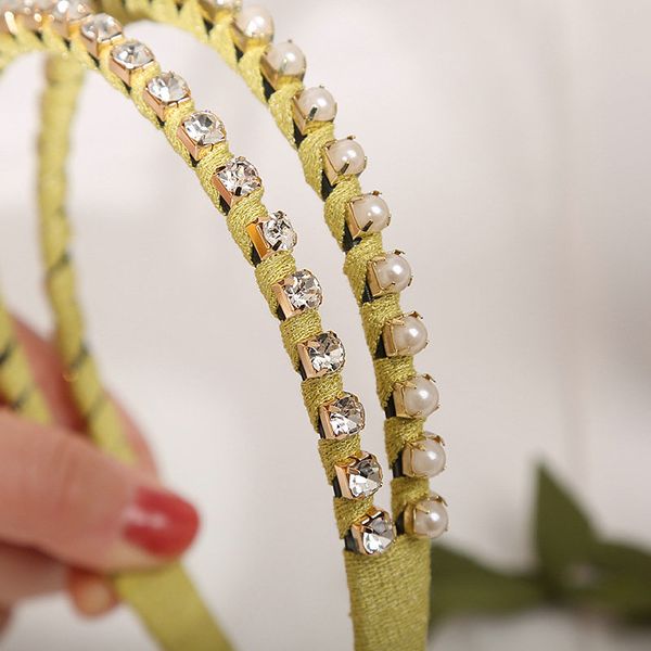 

новый стиль волос 2019 с pearl rhinestone ленты головная повязка hairbands черная полоса волос plwoc new hair, Black;brown