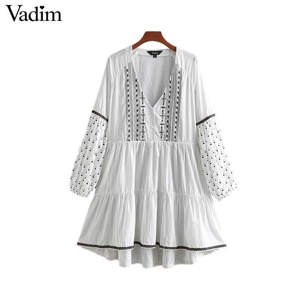 

Vadim women embroidery mini dress sexy V neck pockets lantern long sleeve casual female A line print dress vestidos QB757
