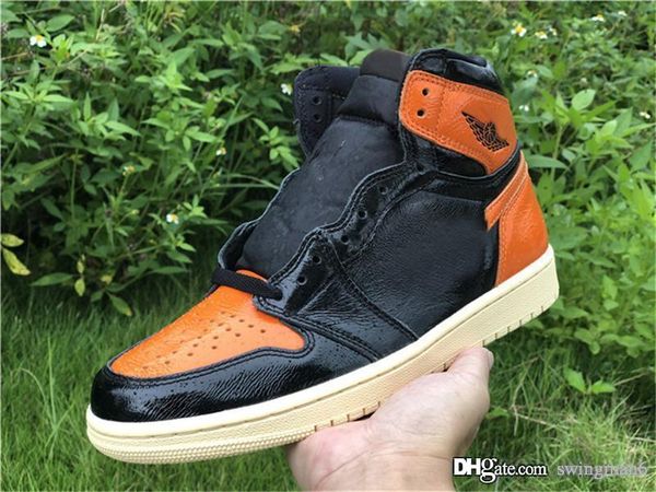

authentic air high og 1 shattered backboard 3.0 black basketball shoes orange vanilla starfish retro mens sports sneakers 555088-028