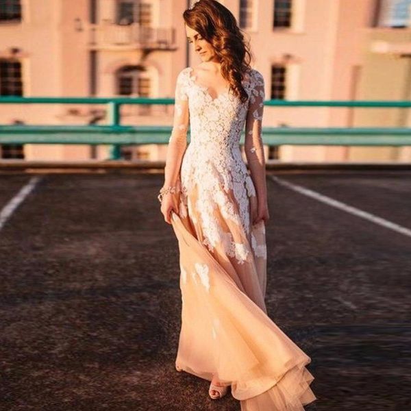 

2020 vintage champagne long sleeve appliques lace wedding dresses v-neck long custom made country wedding dress, White