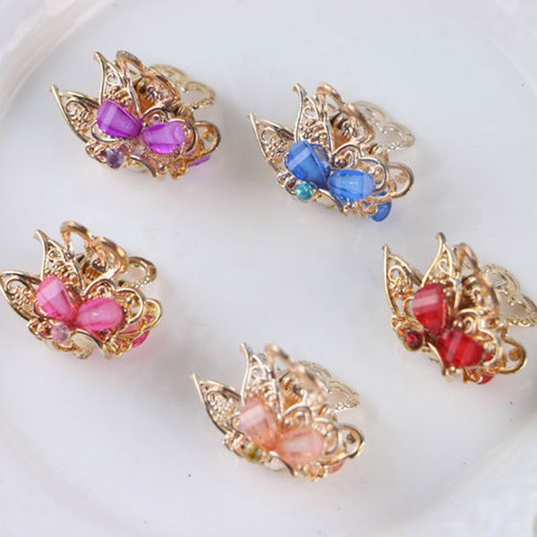

random color 2019 new girls barrettes retro resin mini butterfly crown hair claw clip hair clips accessories