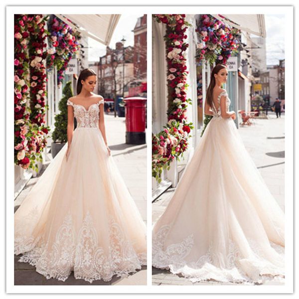 

2019 new saudi arabic style light lace wedding dresses off shoulder appliques bridal gowns sheer backless with buttons long robe, White