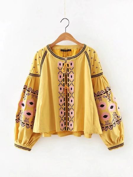 

exquisite embroidery blouse long sleeve ethic style lady blouse & shirt ship, White