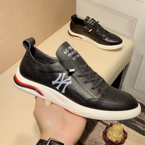 

high-end luxury men's driving casual shoes mountaineering sports basketball shoes triple fashiondesigner platform men's shoes wild