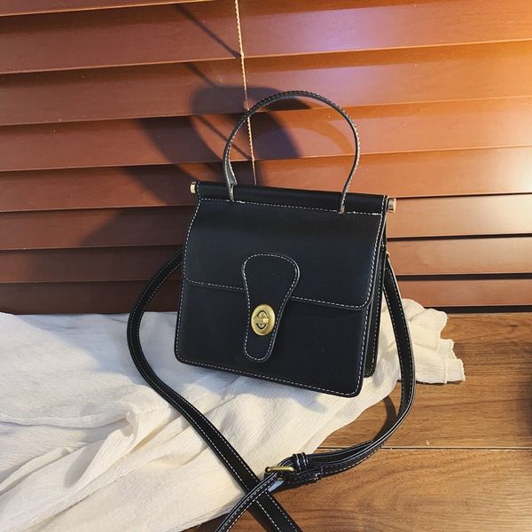 

2020 женские сумки на ремне малый fragrance темперамент сумка весна новая сумка замок малый квадрат