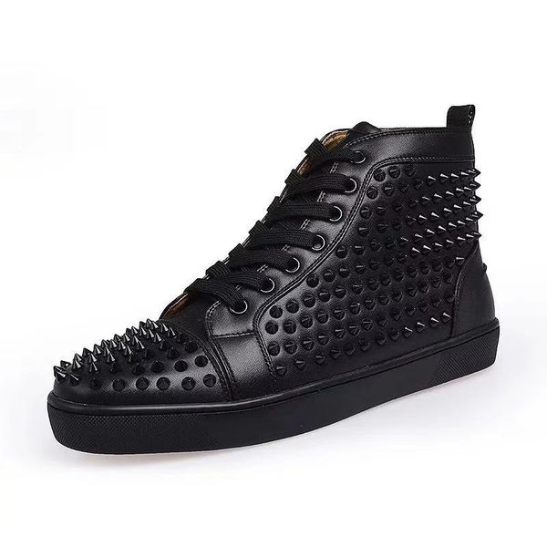 

2019 fashion designer brand rivet spikes casual shoes men and women shoes party leather sneakers large size 5-10.5