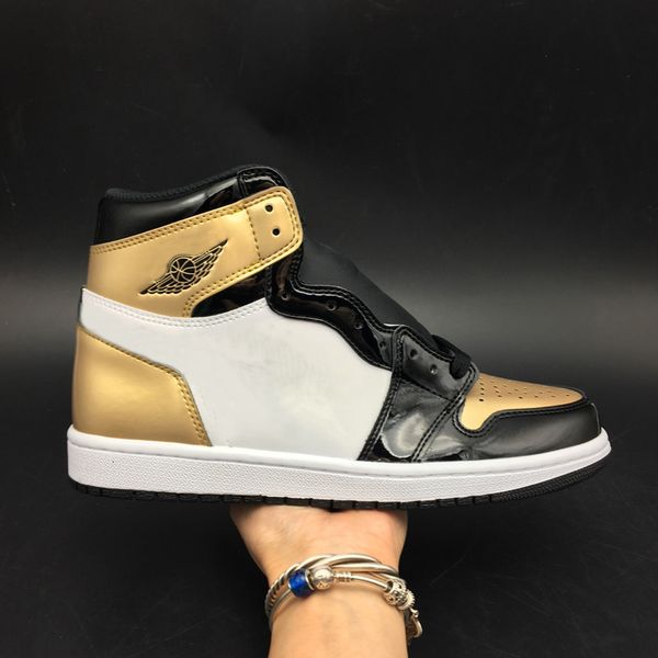 

toe basketball shoe 1 1s black white gold women mens fashion 2019 outdoor sport sneaker high quality