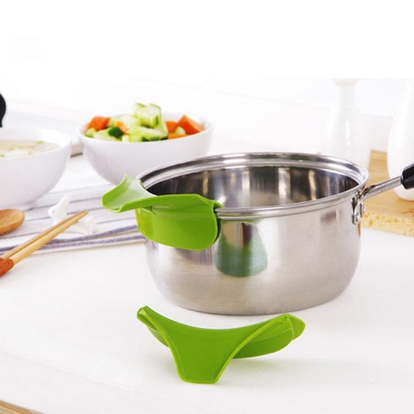 

kitchen silicone funnel tools anti-spill drain pans round rim deflector liquid funnel soup diversion cooking tools