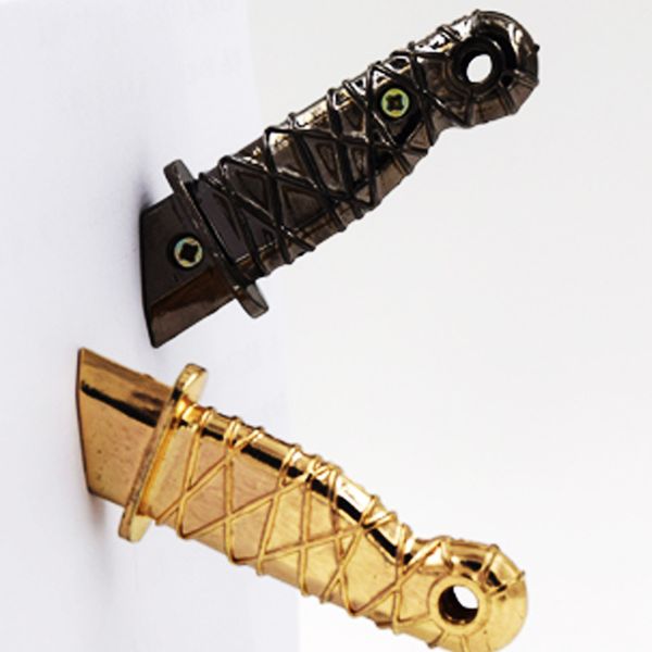 

japanese style ninja throwing knife refrigerator sticker household decoration message stickers 2pcs metal fridge magnet zl432