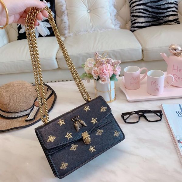 

designer handbag 2019 new black women's special fashion honey chain leather handbag slant across the bag size:21*14cm