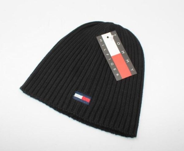 

2020 men women's winter beanie men hat casual knitted caps hats men sports cap black grey white yellow hight quality skull caps 630, Blue;gray
