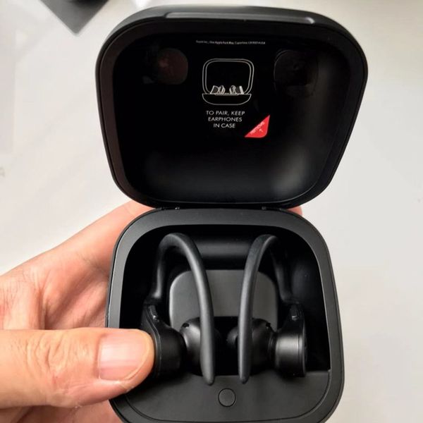 

2019 new power pro wirele earphone mini bluetooth headphone with charger box power di play tw wirele head et drop hiping