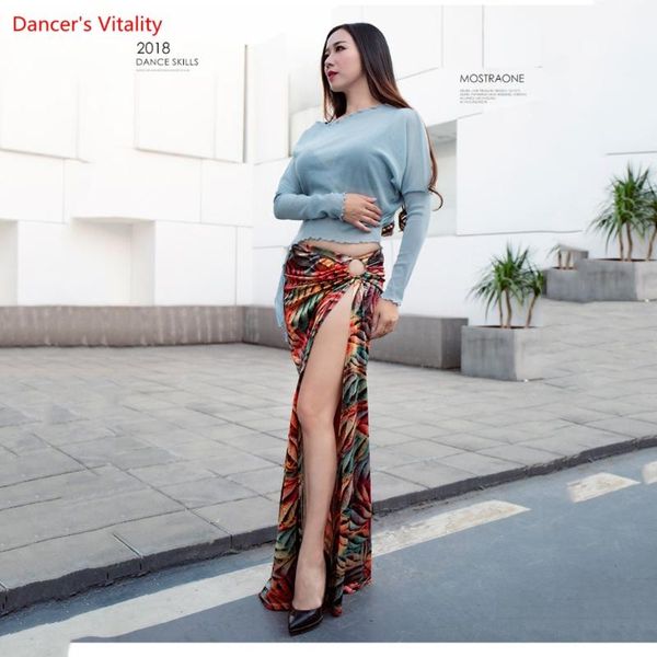 

belly dance practice clothing female new long-sleeved split long skirt 2pcs fashion bellydance set, Black;red
