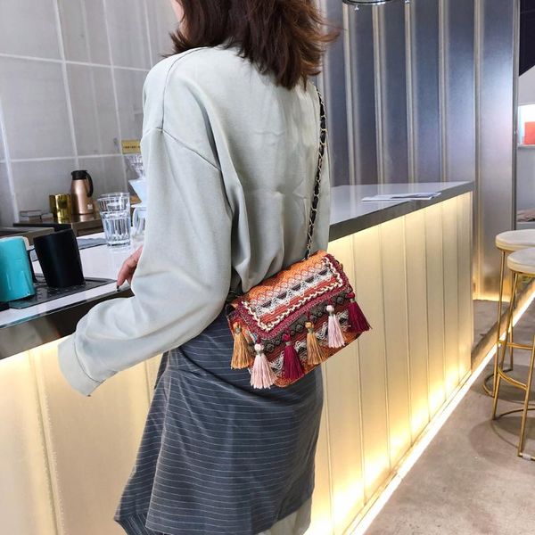 

сумки женские сумки дизайнер crossbody bag мода женщины ретро плетение перо кисточкой откидная крышка crossbody сумка плечо #jsw