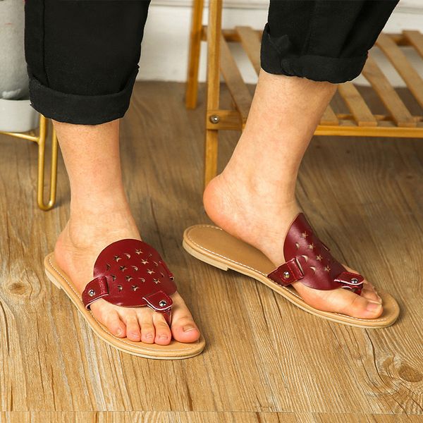 

2020 women slippers woman ladies serpentine pattern round toe leather flip flop female retro hollow out slides flat plus size, Black