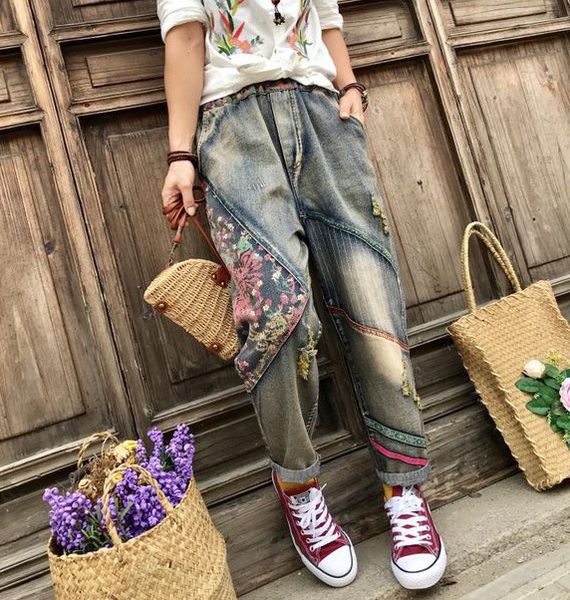 

spring new 2019 nine points jeans female retro stickers painted loose large size elastic waist hole harem pants, Blue