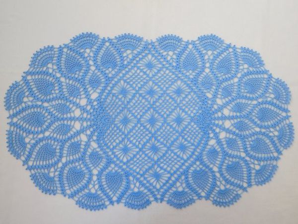 

1pcs oval sky blue crochet doily (50x32cm or 19.68"x12.59"), crochet talecloth, handmade, table centrepiece, coffee tablecloth, co, Black