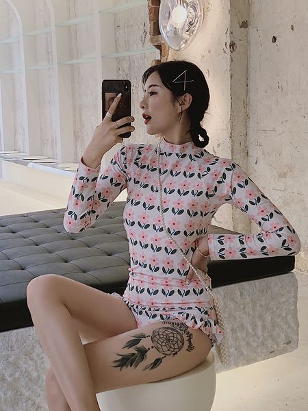 

japanese style womens two piece swimsuits print rash guard long sleeves tummy control swimwear slimming beach bathing suit, White;black