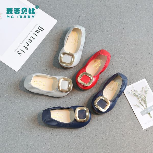 

new spring and autumn baby girls dancing leather shoes girls rolls shoes non-slip soft soled female children leather