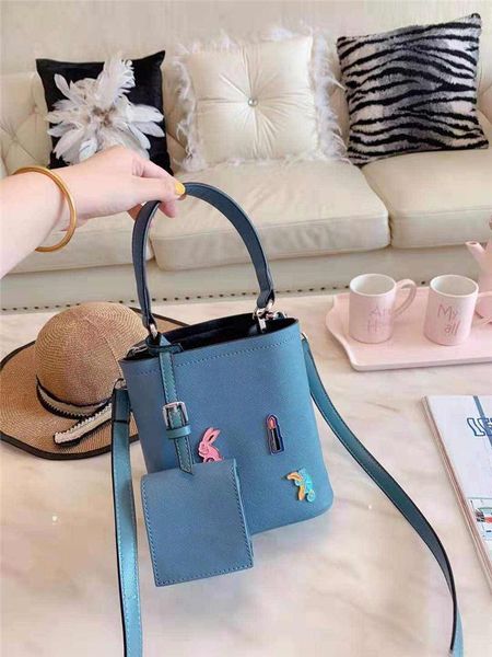 

дизайнер-роскошь сумки кошельков подушки женщины дизайнер сумка женщины сумка дизайнер мода тотализаторы кошельки роскошь сумка 2020