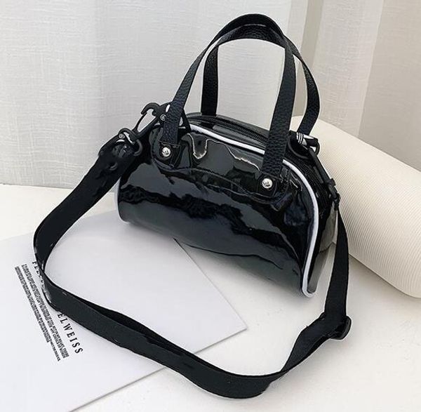 

designer sports crossbody bag luxury casual shouder bags fashion large capacity handbag