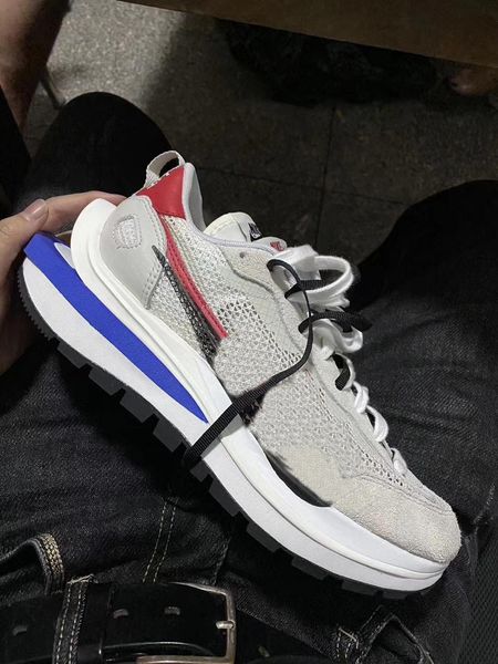 

sacai x vaporwaffle 2020 authentic sail/sport fuchsia-light bone-game royal mens running shoes women with original box sports sneakers