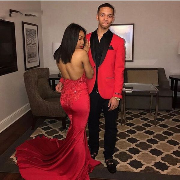 Mermaid Halter Neck Backless Prom Dresses 2019 Beaded Appliques